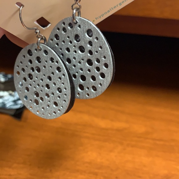 Jewelry bundle - Picture 3 of 12